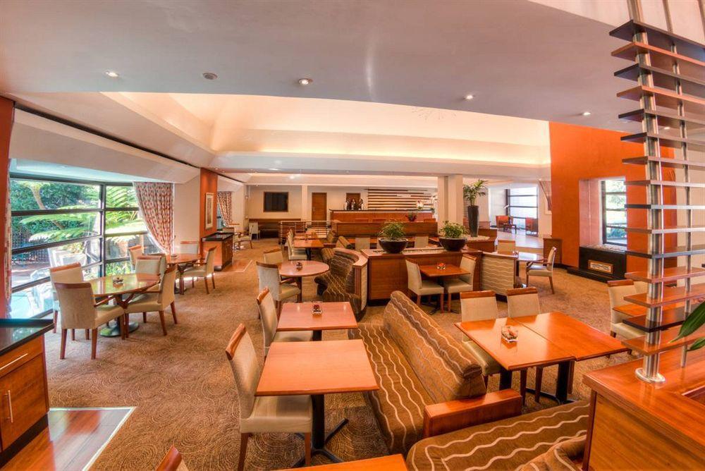 City Lodge Hotel Sandton, Katherine Street Йоганнесбурґ Екстер'єр фото